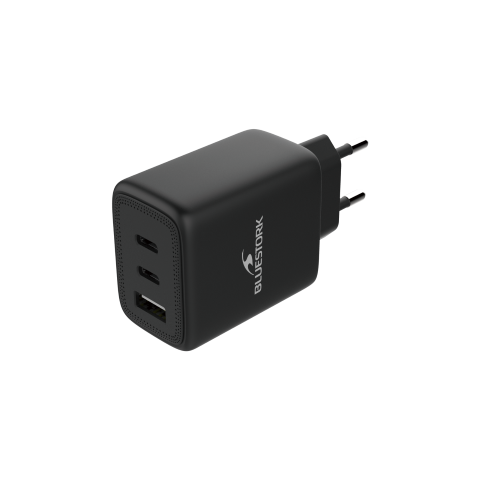 Bluestork Chargeur 65W PD - 3 ports + Câble USB-C 2m - Noir (PW-65-CCA-B) - Achat / Vente Chargeur sur Cybertek.fr - 3