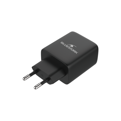 Bluestork Chargeur 65W PD - 3 ports + Câble USB-C 2m - Noir (PW-65-CCA-B) - Achat / Vente Chargeur sur Cybertek.fr - 6