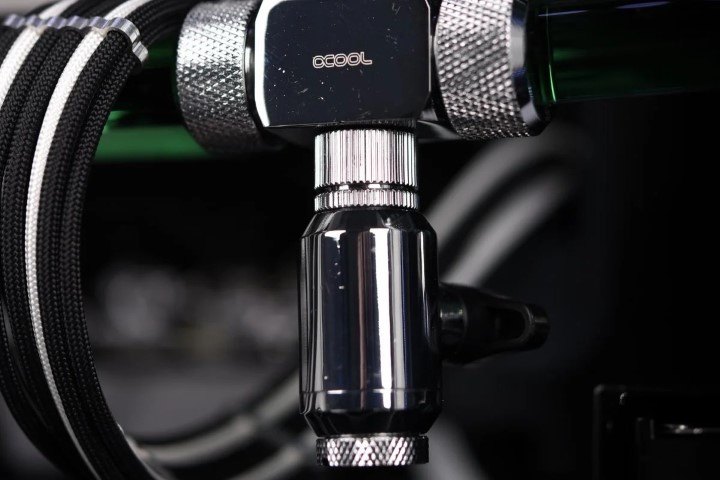 Alphacool Valve G1/4 - Deep Black  (17142) - Achat / Vente Accessoires watercooling sur Cybertek.fr - 1