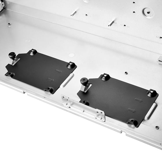 Silverstone RM44 Noir - Boîtier PC Silverstone - Cybertek.fr - 8