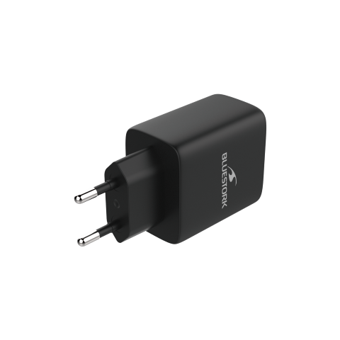 Bluestork Chargeur 65W PD - 3 ports + Câble USB-C 2m - Noir (PW-65-CCA-B) - Achat / Vente Chargeur sur Cybertek.fr - 2