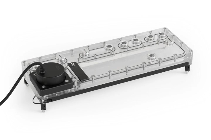 Alphacool Core Distro Plate 360 gauche V.2 avec pompeD5 Apex (13875) - Achat / Vente Accessoires watercooling sur Cybertek.fr - 0