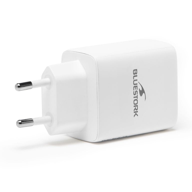 Bluestork Chargeur USB-C/USB-A 3 ports - 65W - Blanc (PW-65-CCA/0C) - Achat / Vente Chargeur sur Cybertek.fr - 0